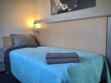 Фото номера Одноместный номер с общим душем и туалетом Хостелы Hostel Sili г. Mežciems 7